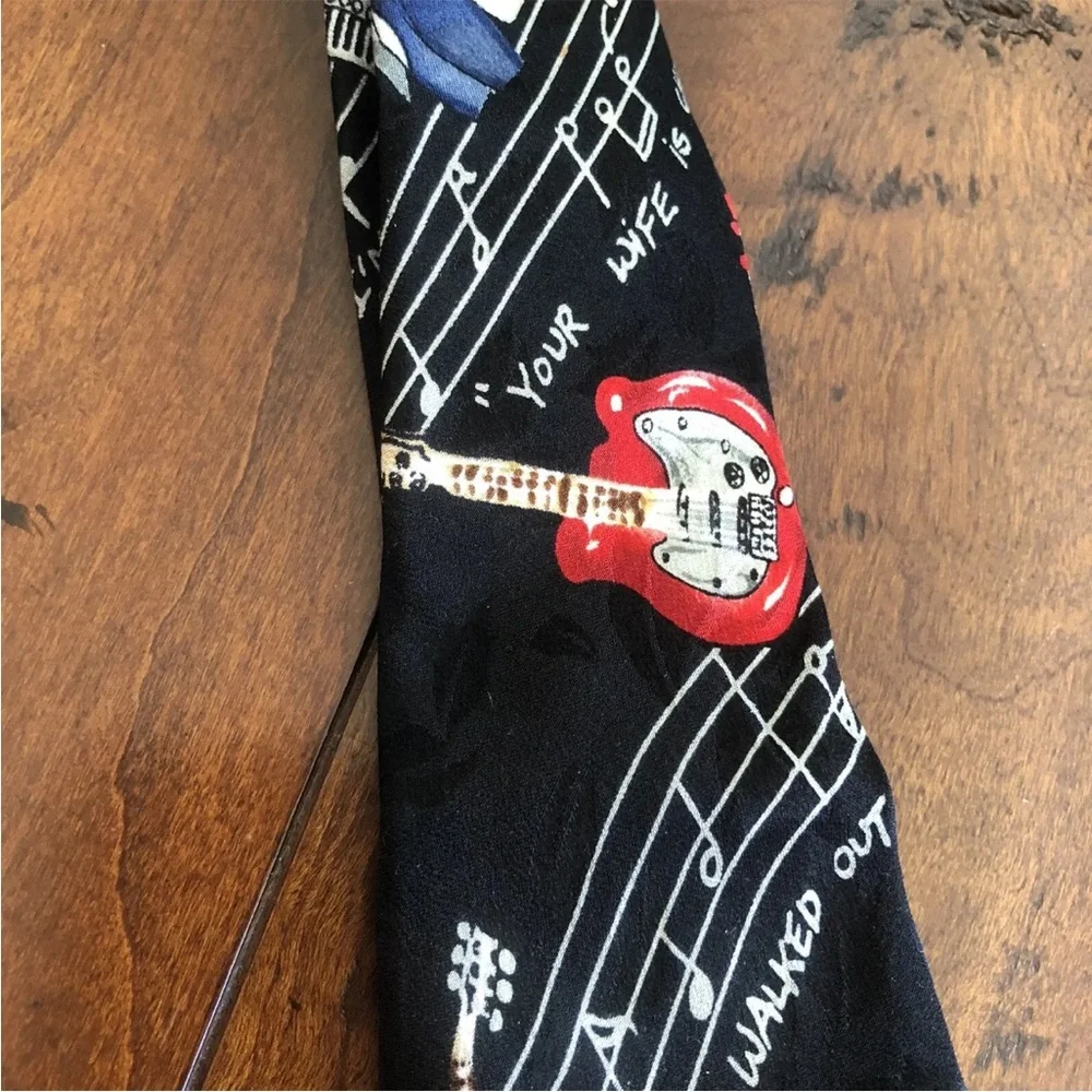 Nicole Miller Country Music Silk Tie Guitar Cowboy Hat Record Black Vintage 90s